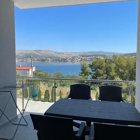 A&a By The Sea Τρογκίρ