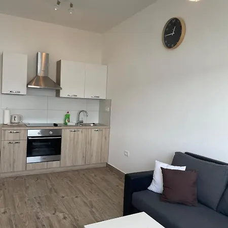 A&a By The Sea Apartment